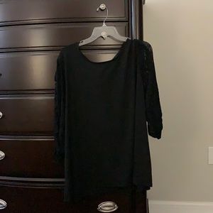Women’s Adrienne Vittadadini blouse w/ Lace Sleeve